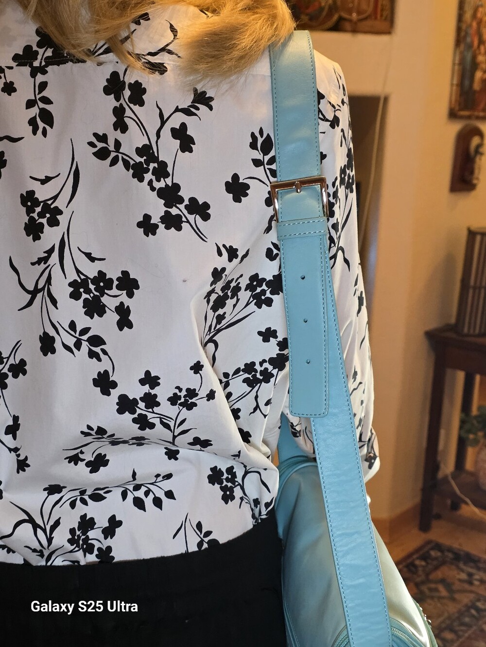Vintage Maxx New York Premium Leather U-Zip Flap Crossbody Bag - Tiffany Blue / - Picture 12 of 17